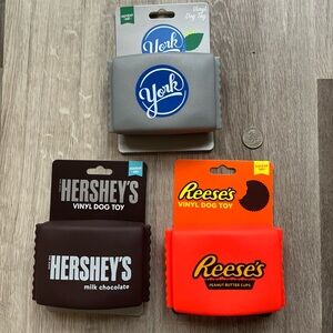 Hershey's bar,Dog Toy Reese's, York peppermint, patties vinyl squeaky noise